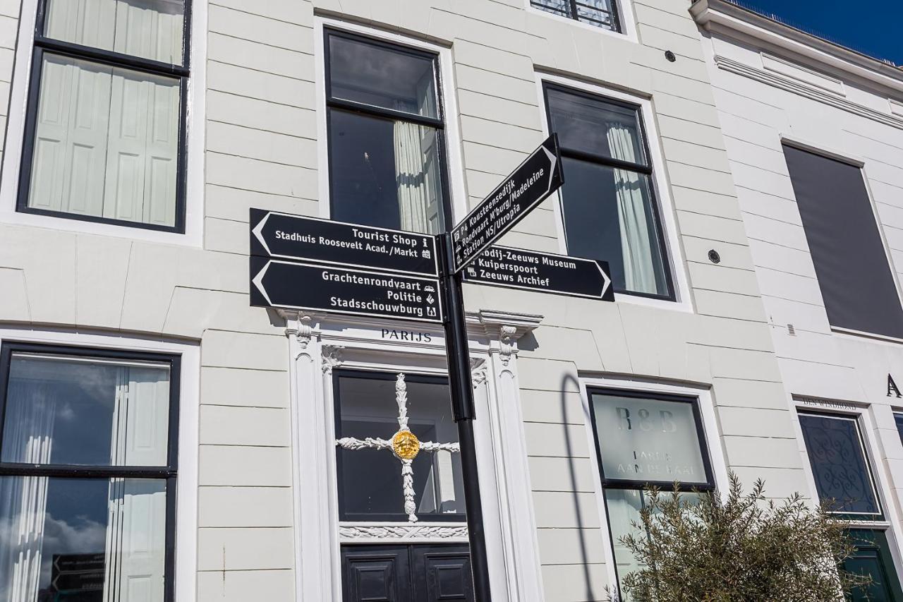 Parijs Aan De Kaai Bed & Breakfast